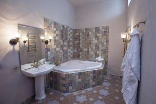 Отель Kasamasa Hotel Баку Четырехместный номер «Премиум»-8